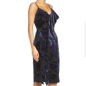 Adelyn Rae Green Crushed Velvet Midi dress